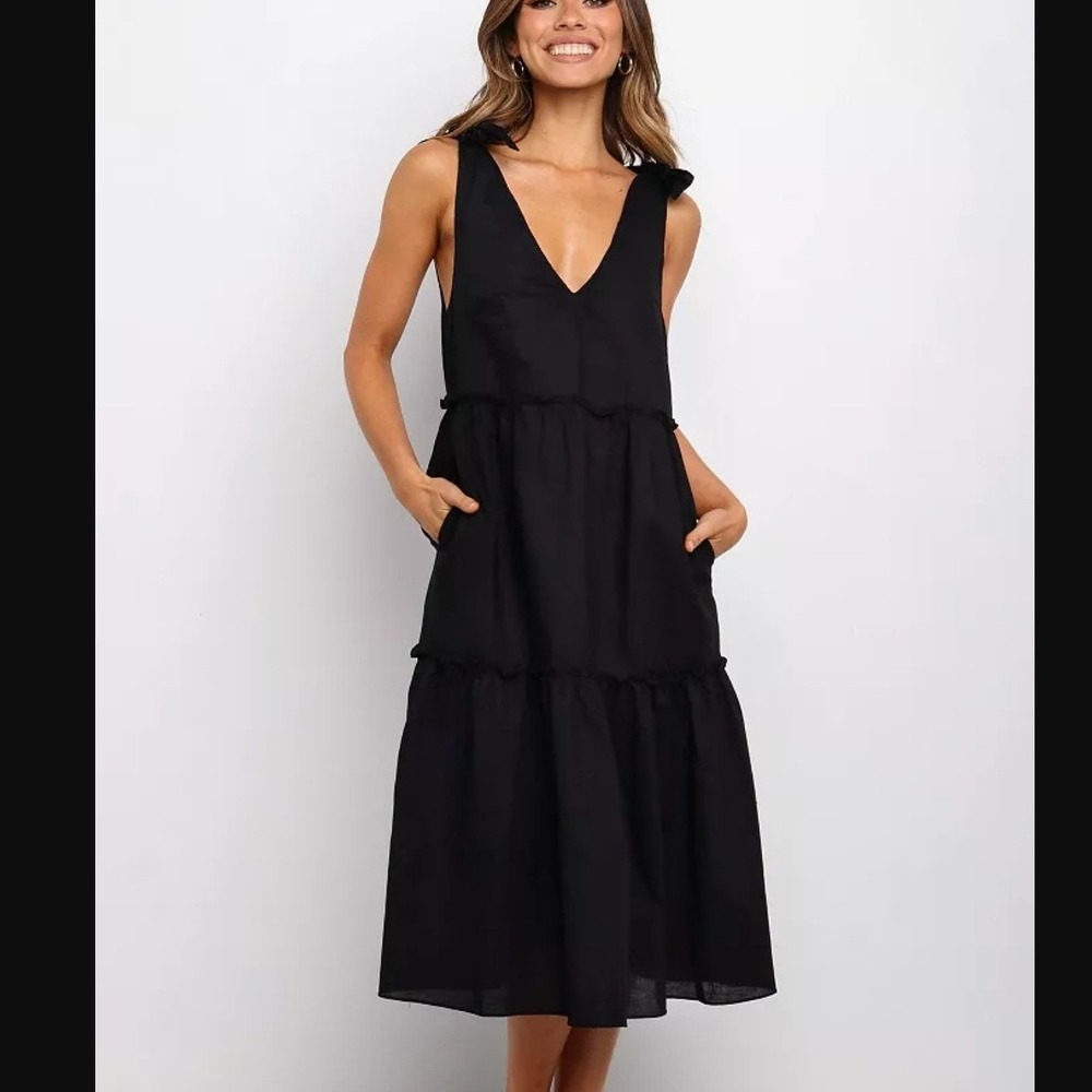 Petal + Pup Erenda Dress Size 10 Black Linen Cotton Tiered Midi Boho Summer